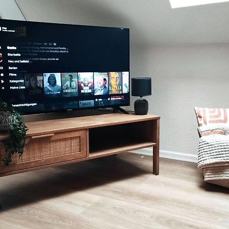 Stylische Altstadtwohnung - Netflix - Smart Tv - Schlafsofa Fur 3 Personen 에르푸르트 외부 사진