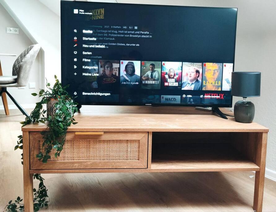 Stylische Altstadtwohnung - Netflix - Smart Tv - Schlafsofa Fur 3 Personen 에르푸르트 외부 사진